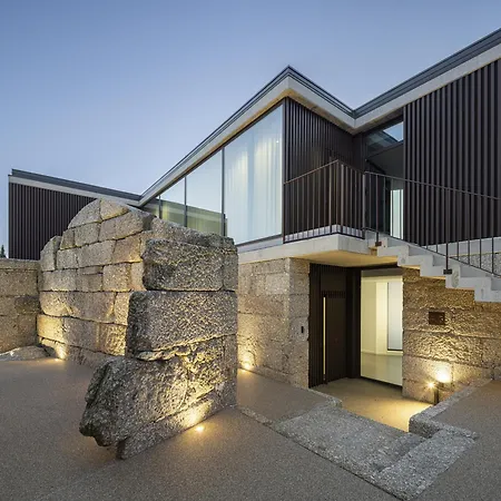 Quinta Leitao With 25m Pool & Gim By Se Appartement *