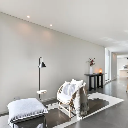 Quinta Leitao With 25m Pool & Gim By Se