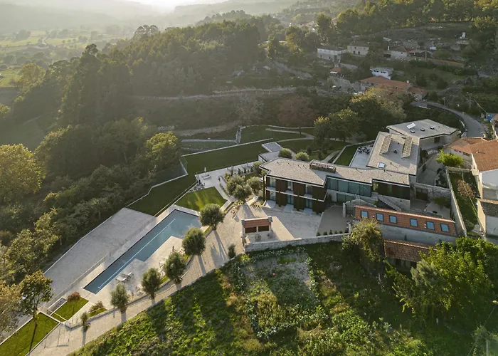 Quinta Leitao With 25m Pool & Gim By Se * 비에이라도미노