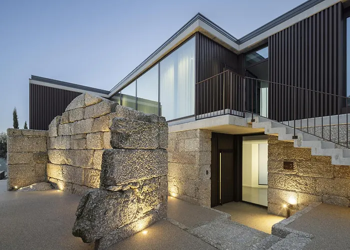 Quinta Leitao With 25m Pool & Gim By Se 아파트 *