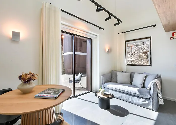 Apartment Quinta Leitao With 25m Pool & Gim By Se