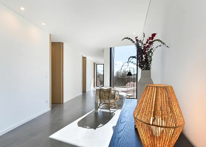 Quinta Leitao With 25m Pool & Gim By Se Apartment