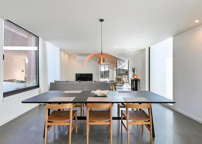 아파트 Quinta Leitao With 25m Pool & Gim By Se